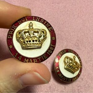 Vintage WW1 Romanian Crest Clip Earrings